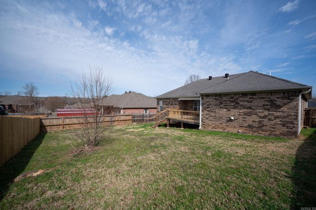 5609 Aviator Drive, Jacksonville, AR 72076