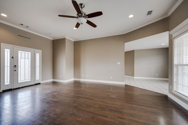 5609 Aviator Drive, Jacksonville, AR 72076