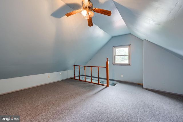 208 FAIRFAX DR, Lancaster, PA 17603
