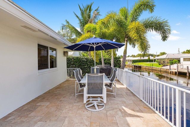 981 SW Hickory Terrace, Boca Raton, FL 33486