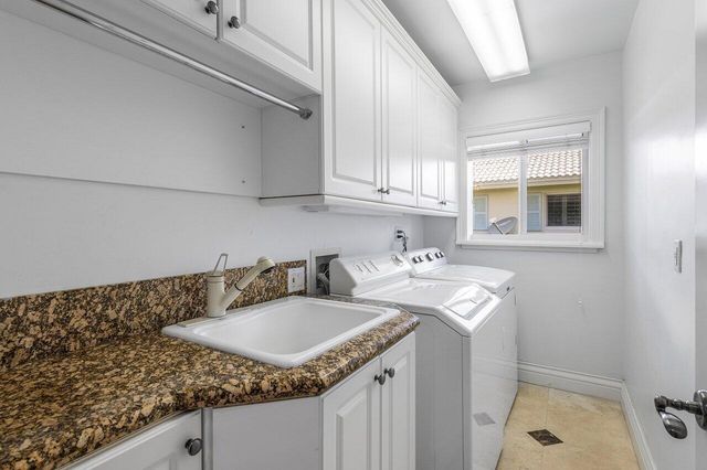 981 SW Hickory Terrace, Boca Raton, FL 33486