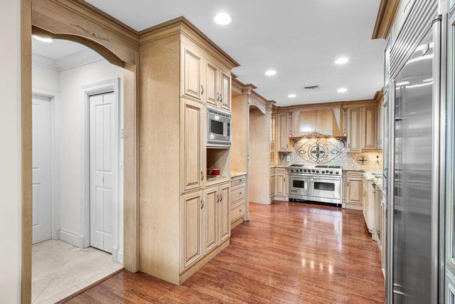 981 SW Hickory Terrace, Boca Raton, FL 33486