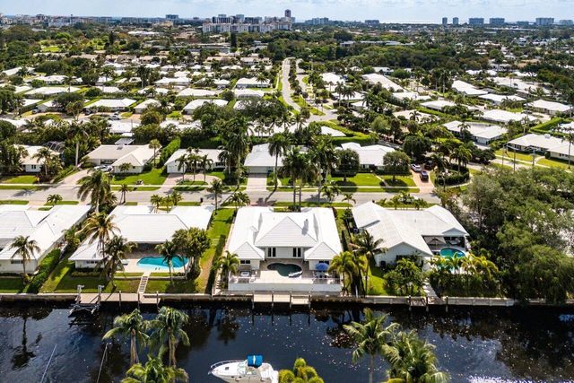 981 SW Hickory Terrace, Boca Raton, FL 33486