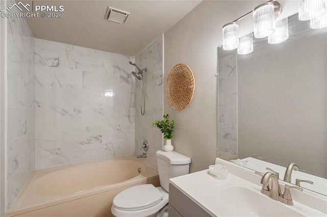 225 W Navajo Street, Colorado Springs, CO 80905