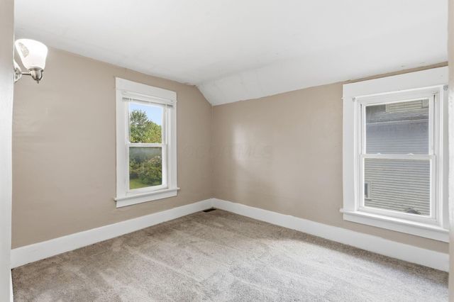 339 Wrexham Avenue, Columbus, OH 43223