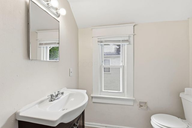 339 Wrexham Avenue, Columbus, OH 43223
