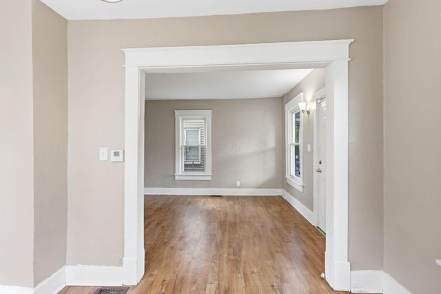 339 Wrexham Avenue, Columbus, OH 43223