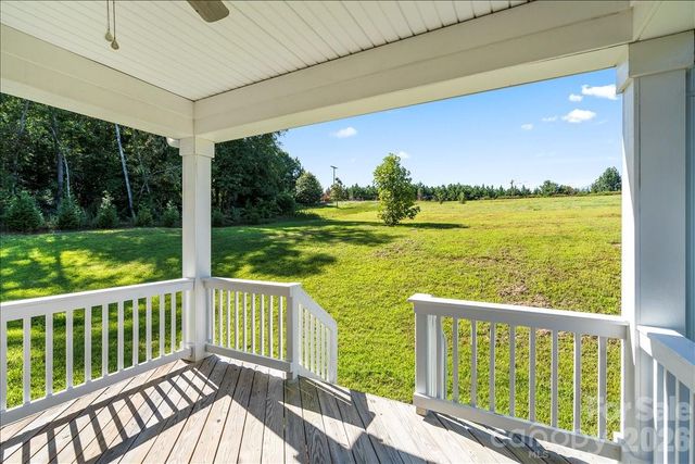 4243 Island Fox Lane, Denver, NC 28037