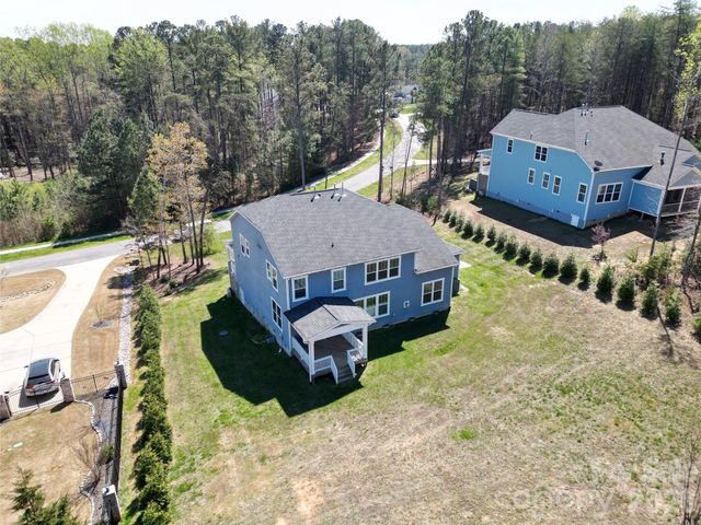 4243 Island Fox Lane, Denver, NC 28037