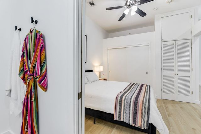 507 Sabine ST 303, Austin, TX 78701