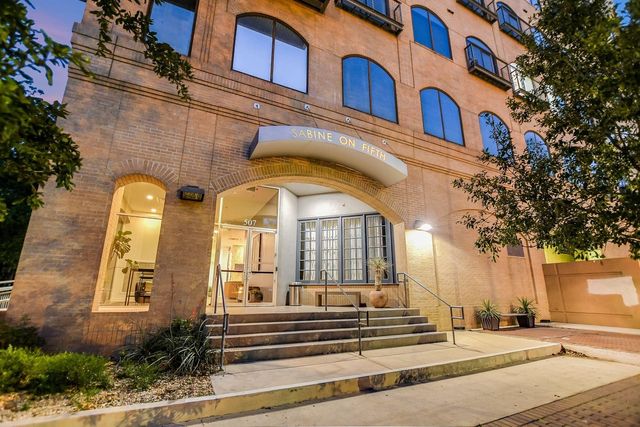 507 Sabine ST 303, Austin, TX 78701