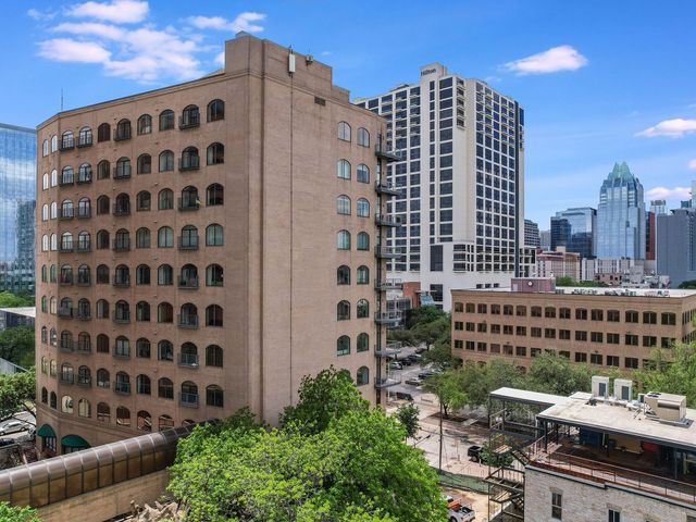 507 Sabine ST 303, Austin, TX 78701