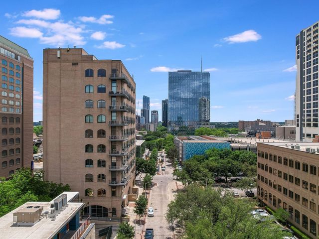 507 Sabine ST 303, Austin, TX 78701