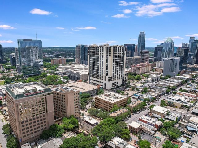 507 Sabine ST 303, Austin, TX 78701