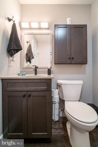 3133 LONG MEADOW DR, Dover, PA 17315