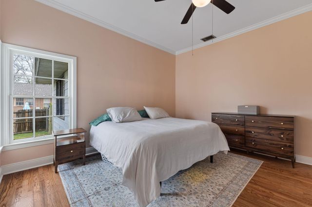 125 S 12th Ave., Hattiesburg, MS 39401