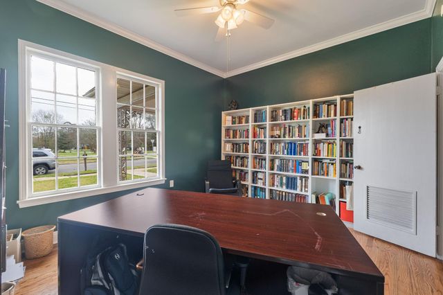 125 S 12th Ave., Hattiesburg, MS 39401