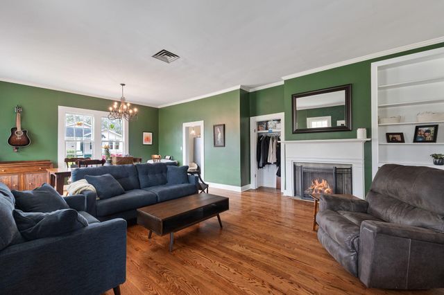 125 S 12th Ave., Hattiesburg, MS 39401