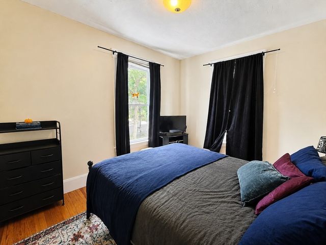 140 Elm St 4, Worcester, MA 01609