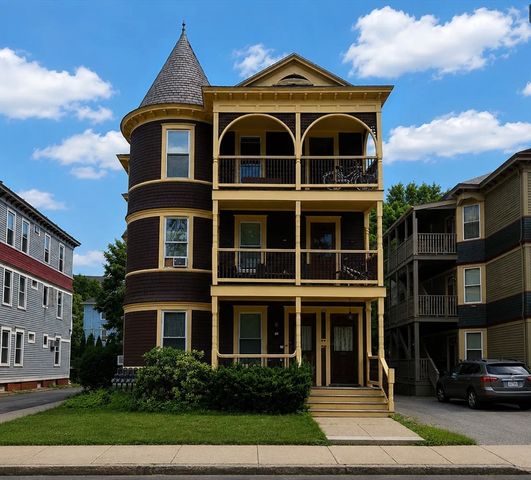 140 Elm St 4, Worcester, MA 01609