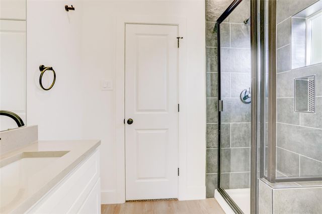 10518 Ashville Drive, Houston, TX 77051