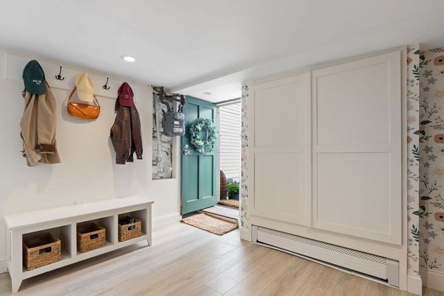 33-R Belmont 33R, Boston, MA 02129