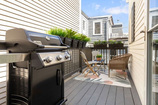 33-R Belmont 33R, Boston, MA 02129