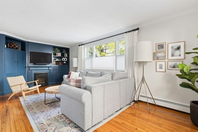 33-R Belmont 33R, Boston, MA 02129