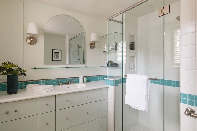 172 Beacon Street 4, Boston, MA 02116