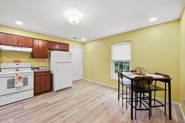 104 Winning Colors, Danville, KY 40422