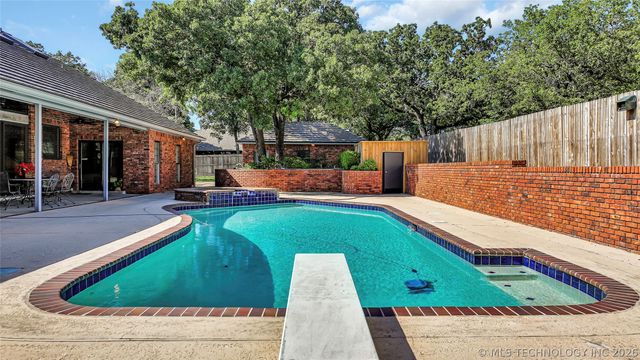 2803 Ridgeway, Ardmore, OK 73401