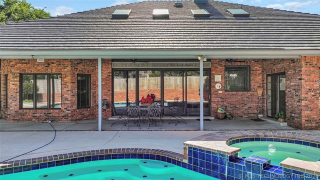 2803 Ridgeway, Ardmore, OK 73401