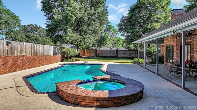 2803 Ridgeway, Ardmore, OK 73401