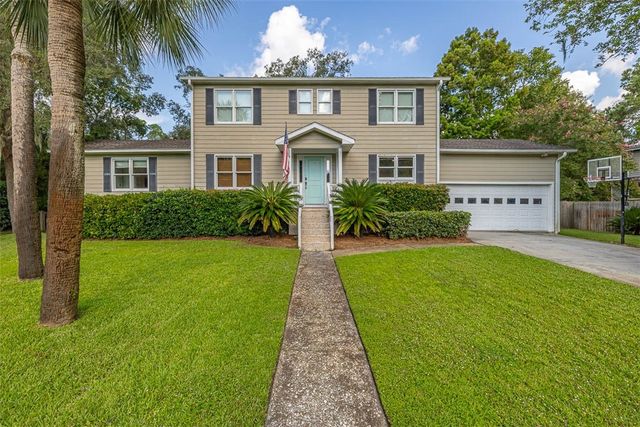 302 Wormslow Court, St Simons Island, GA 31522
