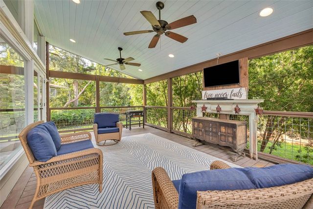 302 Wormslow Court, St Simons Island, GA 31522