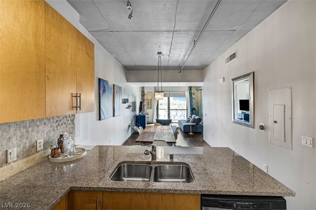 353 East Bonneville Avenue 555, Las Vegas, NV 89101