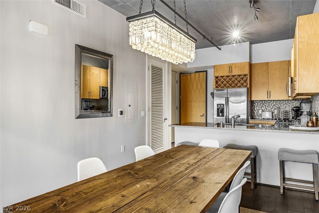 353 East Bonneville Avenue 555, Las Vegas, NV 89101