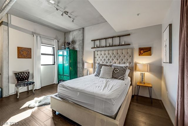 353 East Bonneville Avenue 555, Las Vegas, NV 89101