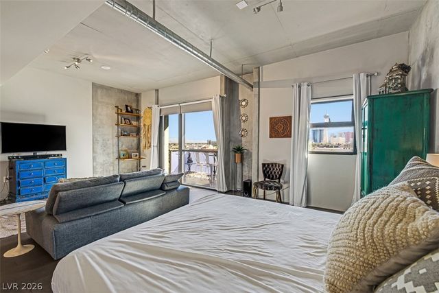 353 East Bonneville Avenue 555, Las Vegas, NV 89101