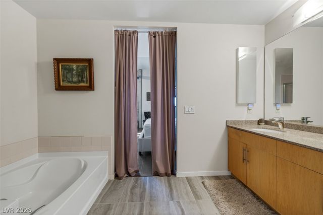 353 East Bonneville Avenue 555, Las Vegas, NV 89101