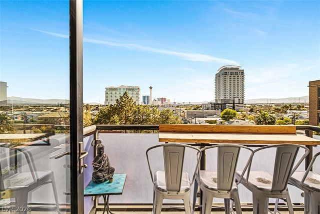 353 East Bonneville Avenue 555, Las Vegas, NV 89101