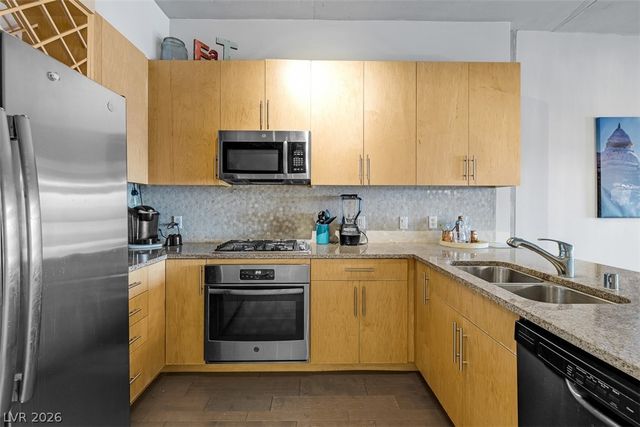 353 East Bonneville Avenue 555, Las Vegas, NV 89101