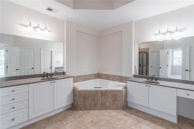 1748 Woodwalk Creek SE 3, Atlanta, GA 30339