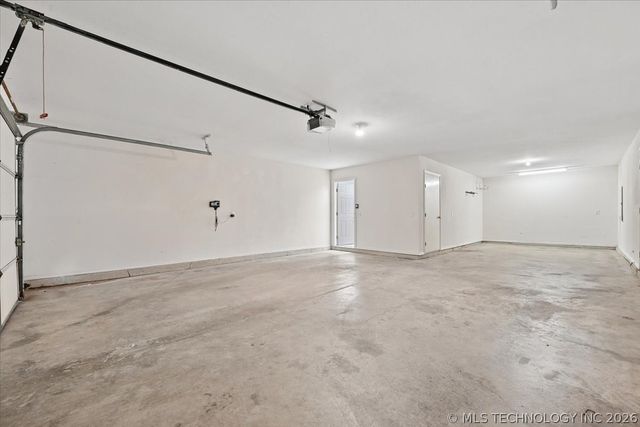 14101 E 87th Street N, Owasso, OK 74055