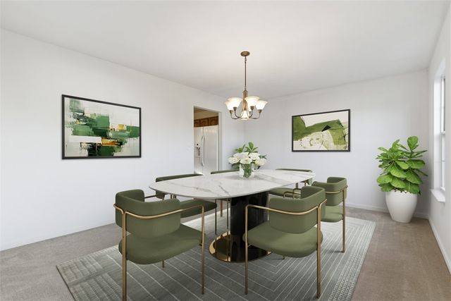 705 Sunrise Dr, Allegheny Twp, PA 15656