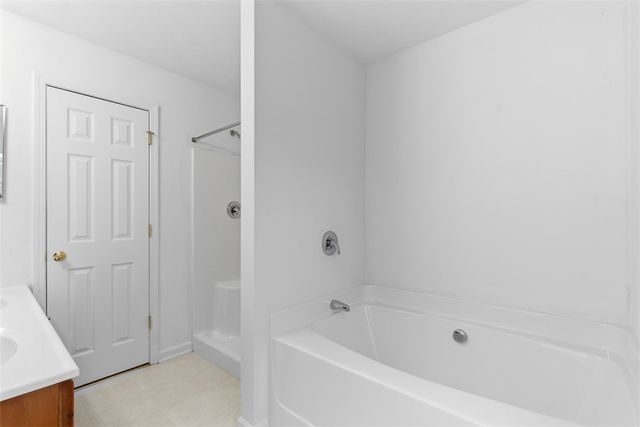 705 Sunrise Dr, Allegheny Twp, PA 15656