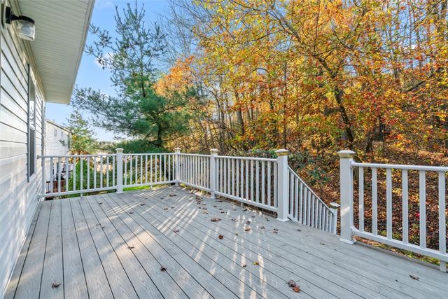 705 Sunrise Dr, Allegheny Twp, PA 15656