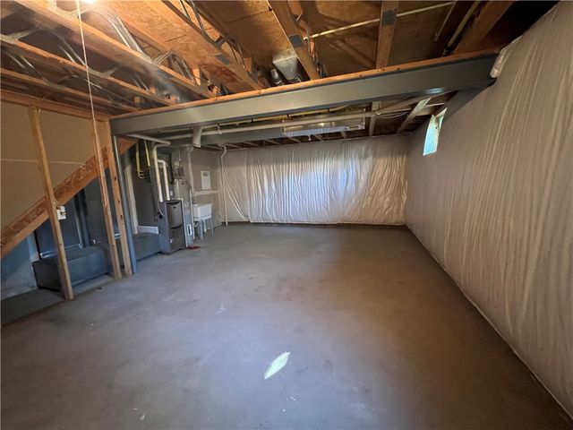 705 Sunrise Dr, Allegheny Twp, PA 15656