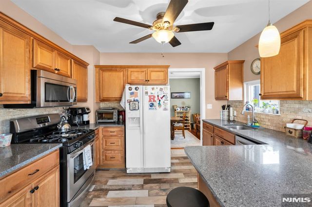 301 Henley Avenue, New Milford, NJ 07646