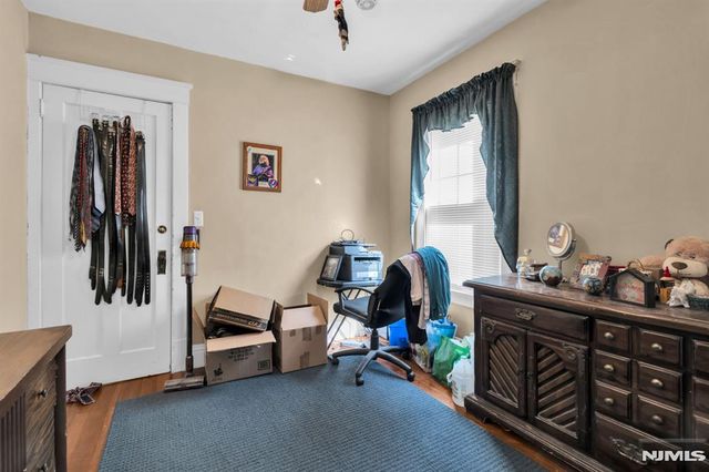 301 Henley Avenue, New Milford, NJ 07646